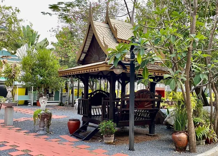 Kwanruen Resort